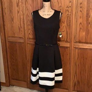NWT Taylor Black & White Dress with belt Size 12